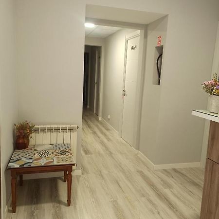 Hostal Ruta De Francia Barcelona Luaran gambar