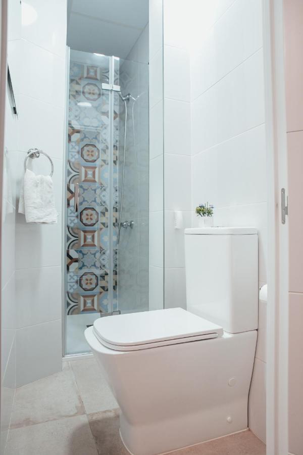 Hostal Ruta De Francia Barcelona Luaran gambar